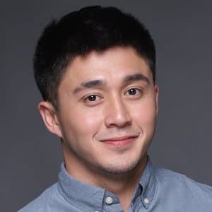 Arron Villaflor