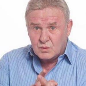 Leon Schuster