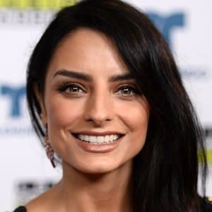 Aislinn Derbez