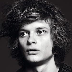 Charlie Tahan