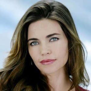 Amelia Heinle