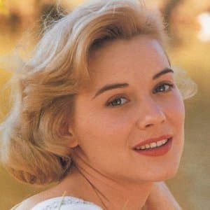 Hope Lange