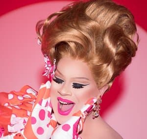 Nina West