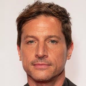 Simon Rex