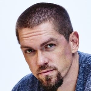 Steve Howey