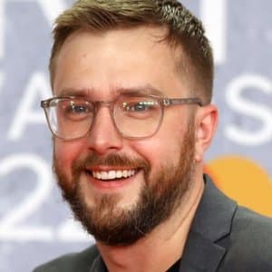 Iain Stirling