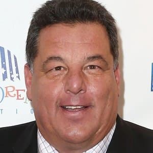 Steve Schirripa