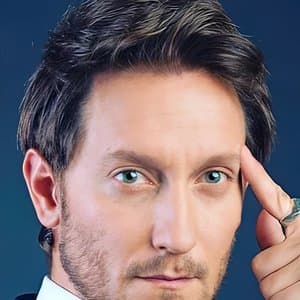 Lior Suchard