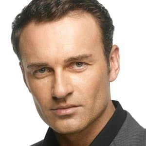 Julian McMahon