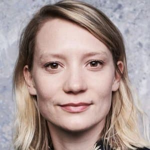 Mia Wasikowska