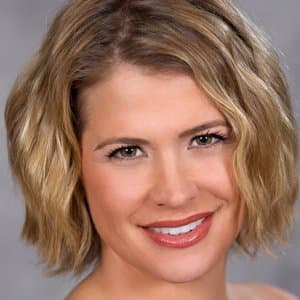 Kristy Swanson