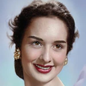 Gloria Romero