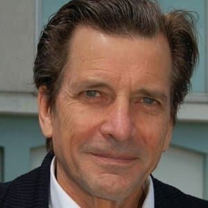 Dirk Benedict