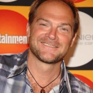 Les Stroud