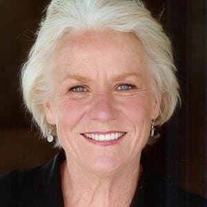 Barbara Tarbuck