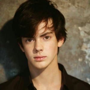 Skandar Keynes