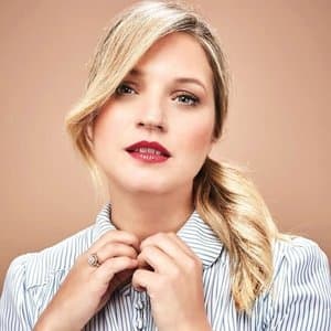 Vanessa Ray