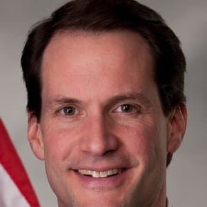 Jim Himes