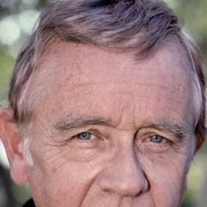 Warren Frost