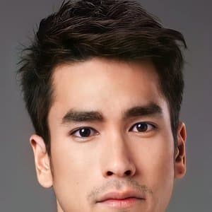 Nadech Kugimiya