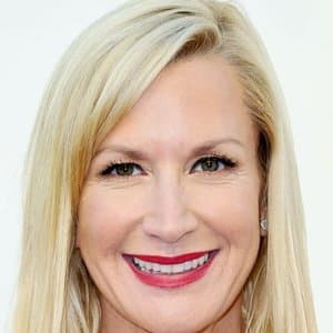 Angela Kinsey