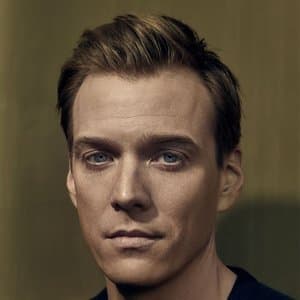 Jake Abel