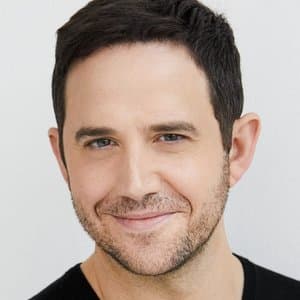 Santino Fontana