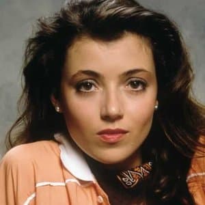 Mia Sara