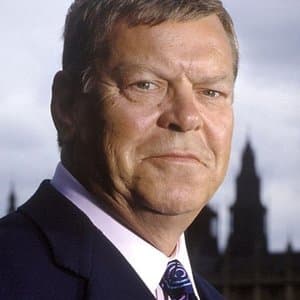 Warren Clarke