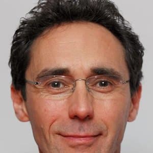 Guy Henry