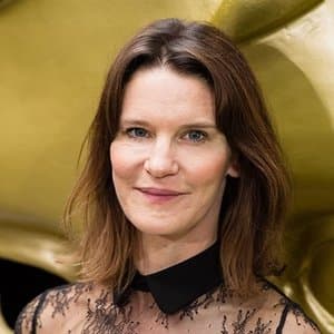 Susie Dent