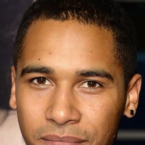 Elliot Knight