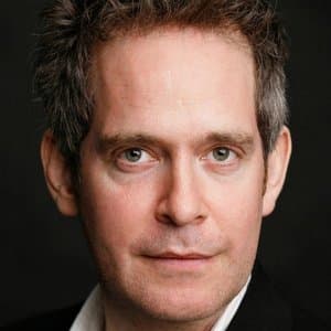 Tom Hollander