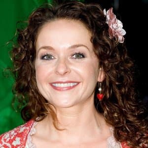 Julia Sawalha