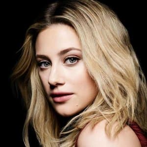 Lili Reinhart