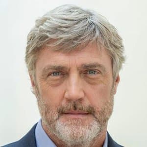 Vincent Regan