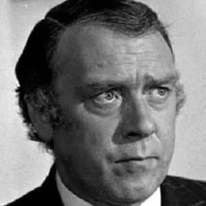 Freddie Jones