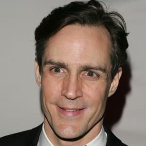 Howard McGillin