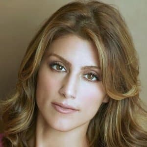 Jennifer Esposito