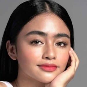 Vivoree Esclito