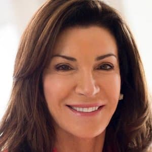 Hilary Farr