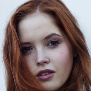 Ellie Bamber