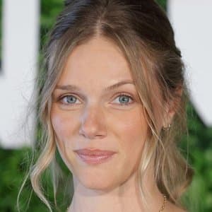 Tracy Spiridakos