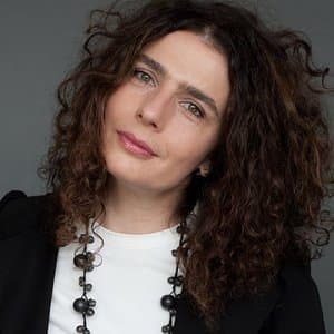 Arsinée Khanjian