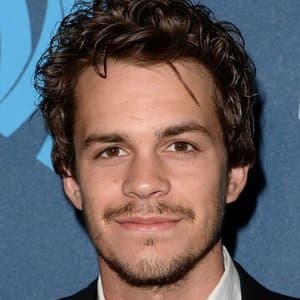 Johnny Simmons