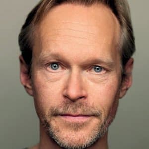 Steven Mackintosh