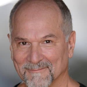 John Kapelos