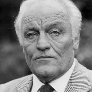 Charles Gray