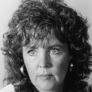 Pauline Collins