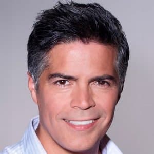 Esai Morales